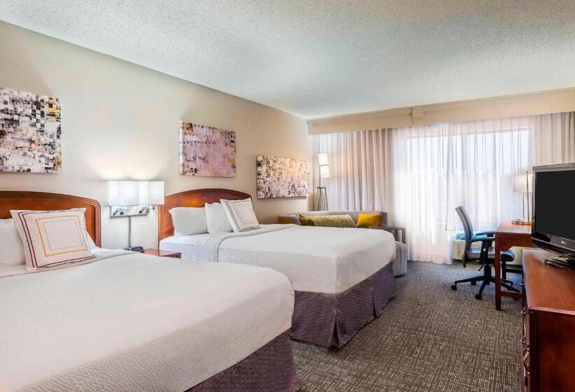 اتاق استاندارد برای معلولان, Courtyard By Marriott Chattanooga Downtown