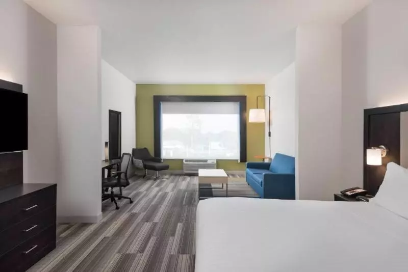 سوئیت برای معلولان, Holiday Inn Express & Suites Lakeland South By Ihg