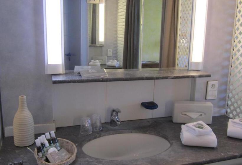 标准间, La Belle Aurore