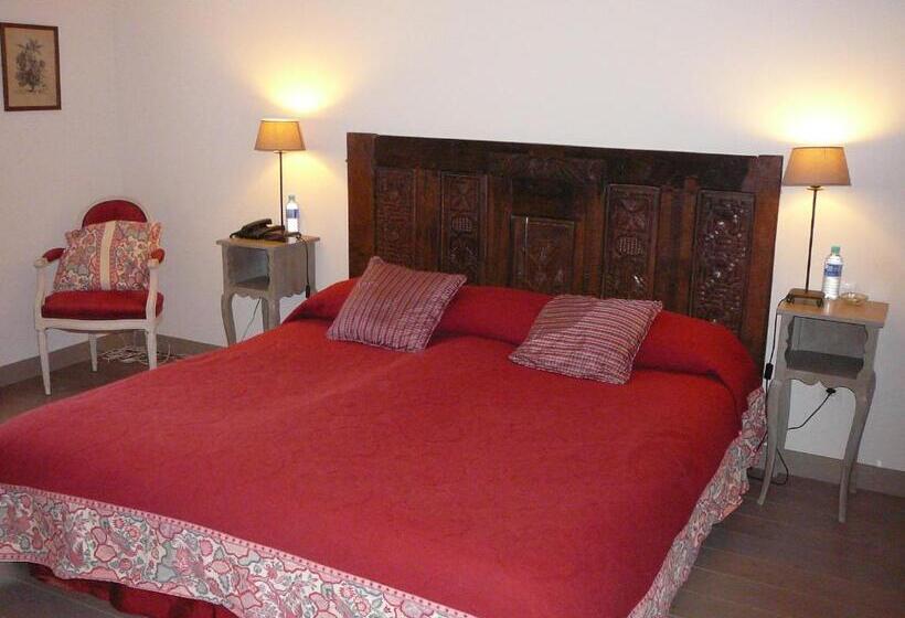 غرفة عائلية, Le Château D Etoges   Champagne