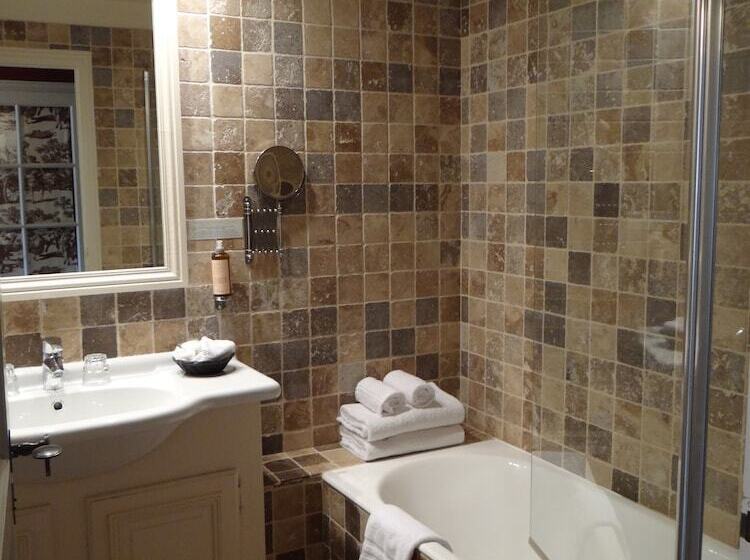 غرفة قياسية, Le Château D Etoges   Champagne