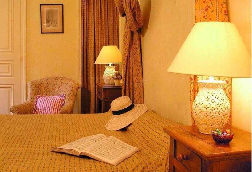 غرفة قياسية, Le Château D Etoges   Champagne