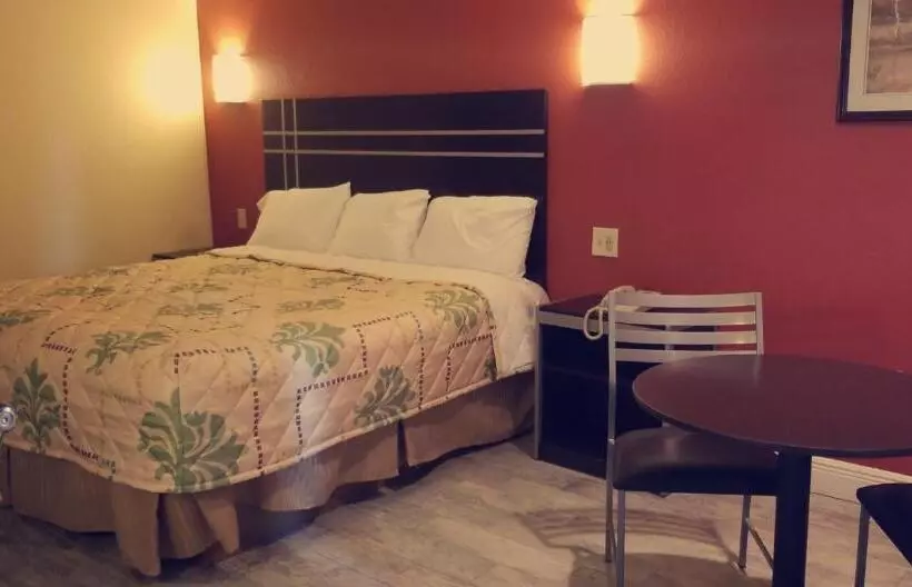 身障者適用シングルルーム, Oxford Inn And Suites Nasa