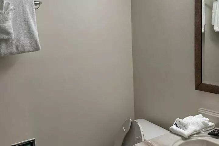 キングサイズベッドのスタンダードルーム, Select Inn Murfreesboro