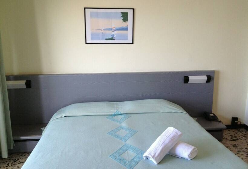 חדר סטנדרט לשלושה, Corte Hotel Panorama