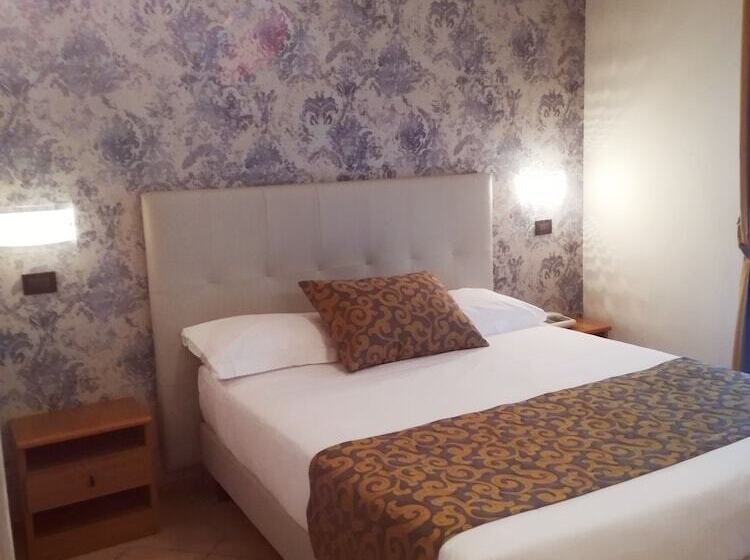 高级三人间, Acapulco