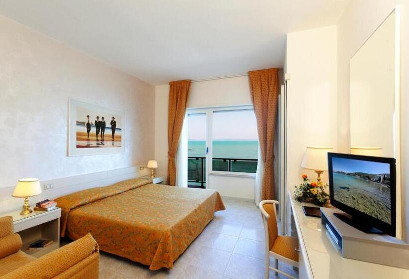 Номер Стандарт Вид на Море, Baia D Argento