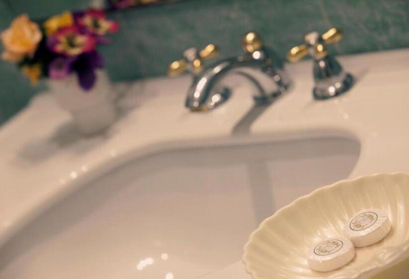 Номер Стандарт, Baia D Argento