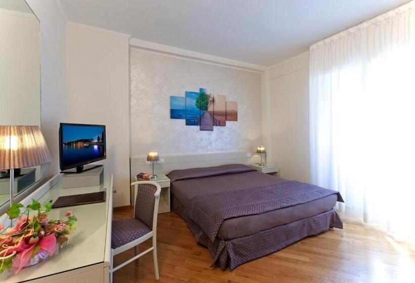 Люкс Вид на Море, Baia D Argento