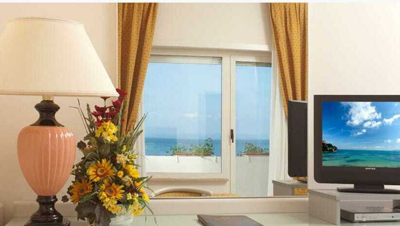 Номер Стандарт Вид на Море, Baia D Argento