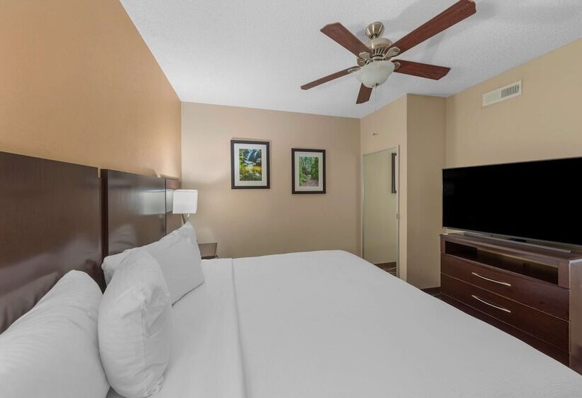 Президентский Люкс, Best Western Plus Russellville Hotel & Suites