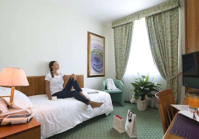 スタンダードシングルルーム, Castagna Palace Hotel & Restaurant