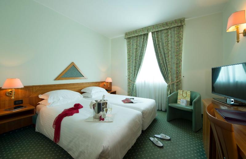 スタンダードトリプルルーム, Castagna Palace Hotel & Restaurant