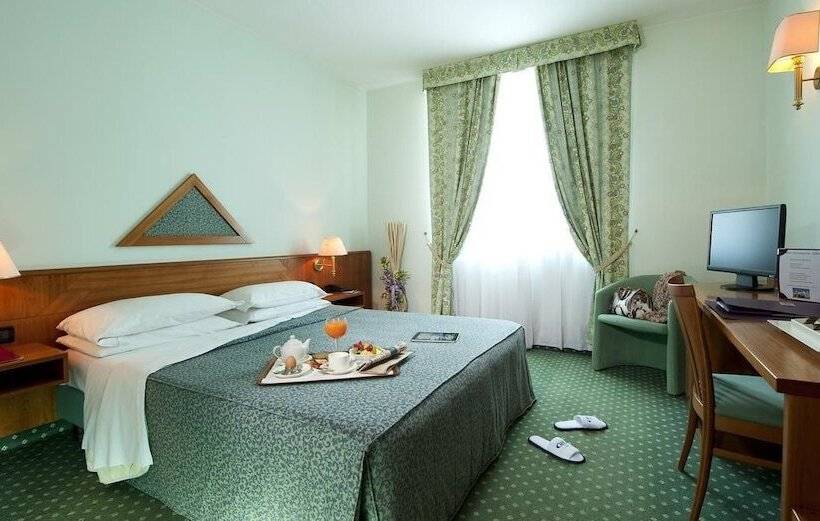 スタンダードトリプルルーム, Castagna Palace Hotel & Restaurant