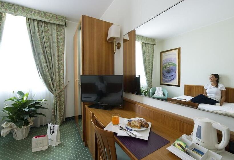 スタンダードトリプルルーム, Castagna Palace Hotel & Restaurant