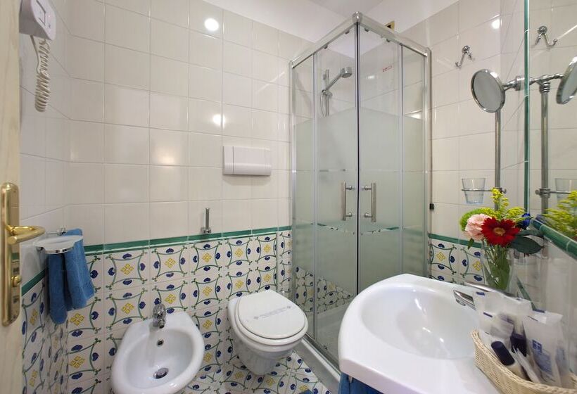 スタンダードルーム, Del Mare