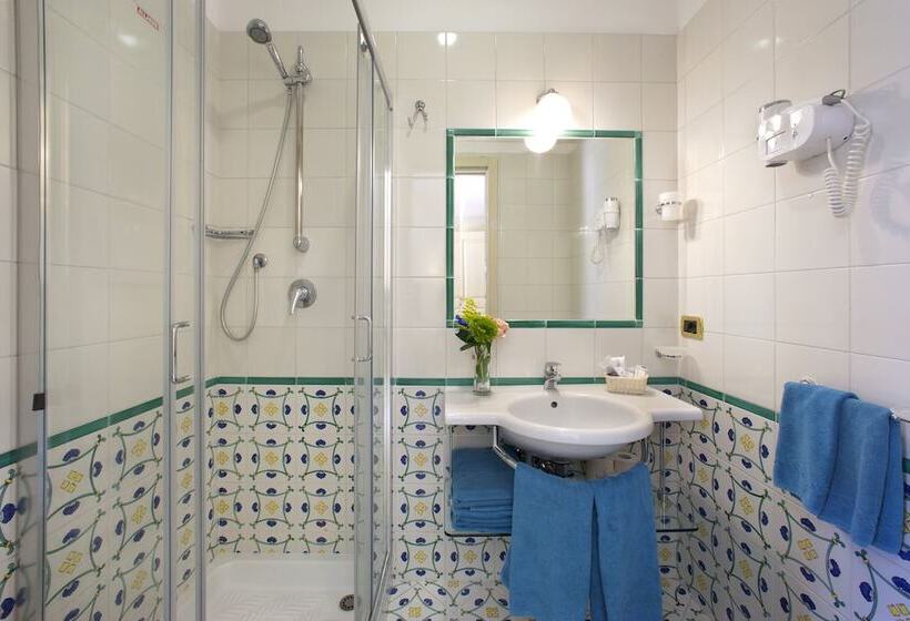 Quarto Quádruplo Estandar, Del Mare