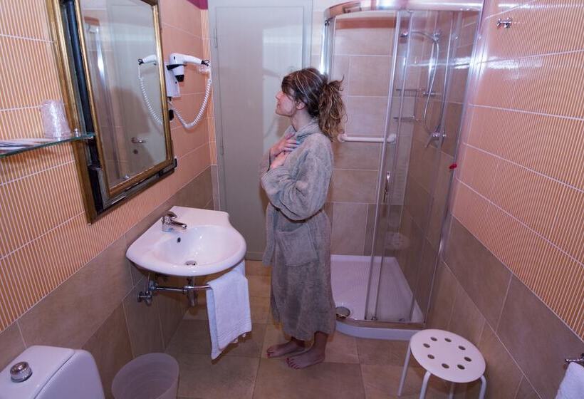 Номер Стандарт Трехместный, Giglio