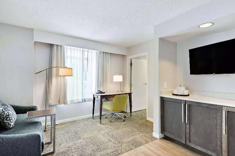سوئیت با تخت بزرگ, Hampton Inn Alexandriaold Town/King St. Metro