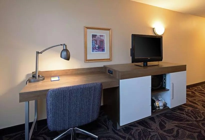 身障者適用スタンダードルーム, Hampton Inn & Suites Bremerton