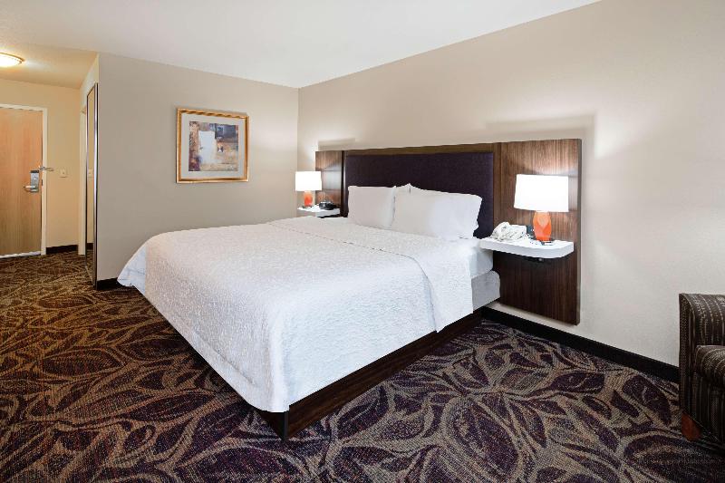 غرفة قياسية سرير كينج, Hampton Inn & Suites Bremerton