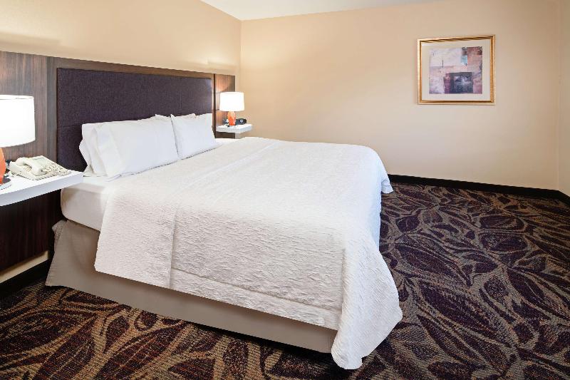 جناح سرير كينج, Hampton Inn & Suites Bremerton