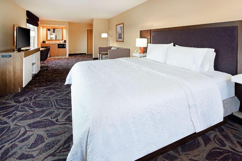 جناح سرير كينج, Hampton Inn & Suites Bremerton