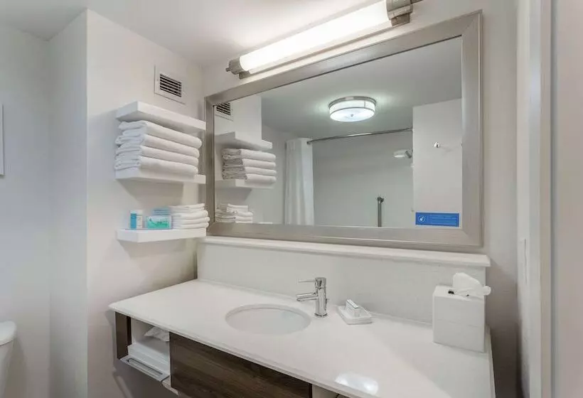 ２ダブルベッドのスタンダードルーム, Hampton Inn Groton