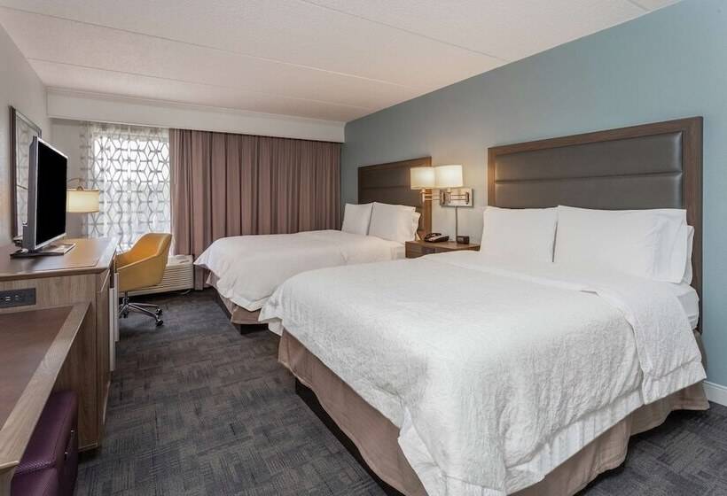 اتاق استاندارد با 2 تخت دوبل, Hampton Inn Groton