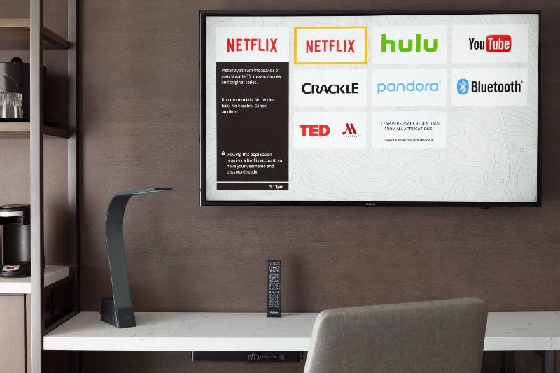 带大床的标准间, Hampton Inn Havelock