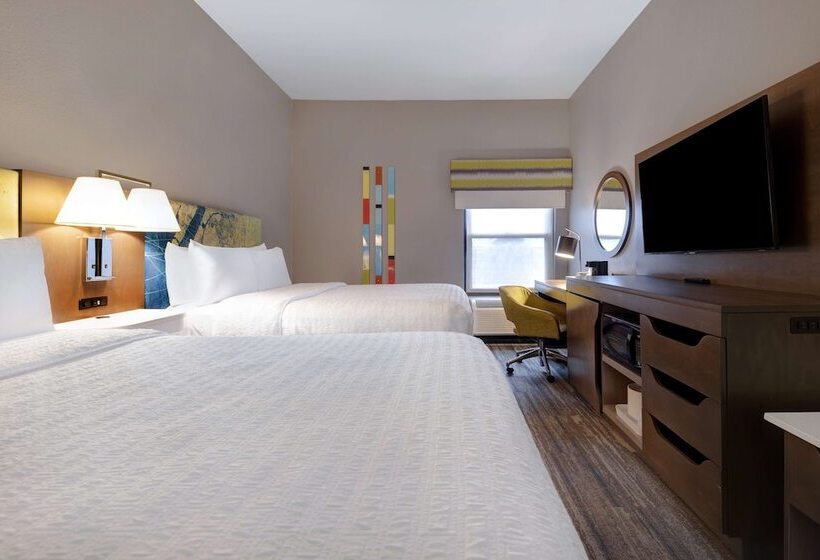 غرفه قياسيه سريرين مزدوجين, Hampton Inn Natchitoches