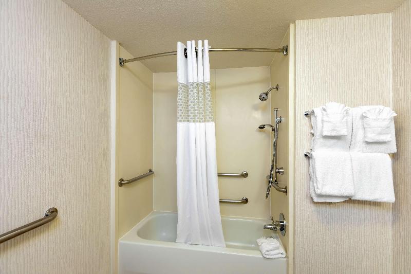 身障者適用スタンダードルーム, Hampton Inn & Suites Austinairport