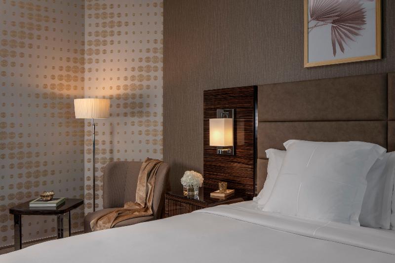 Номер Стандарт Кровать Кинг Адаптированный для Инвалидов, Hampton Inn & Suites Boston Crosstown Center