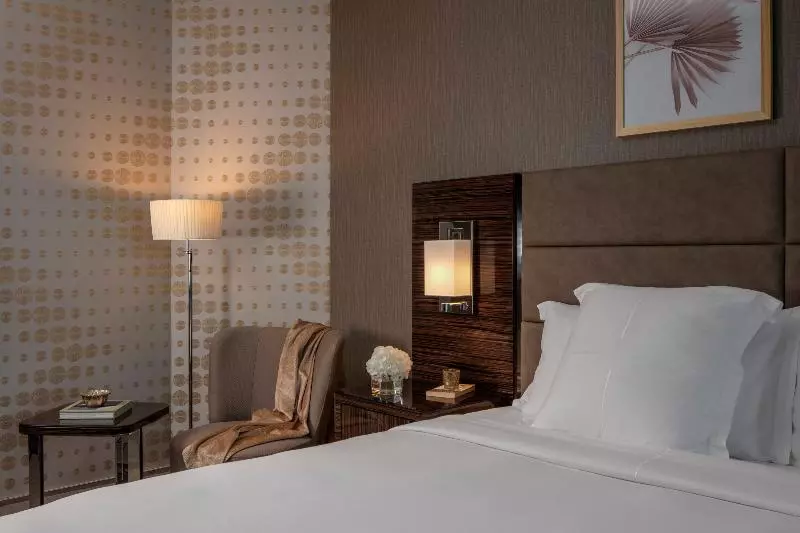اتاق استاندارد با تخت بزرگ برای معلولان, Hampton Inn & Suites Boston Crosstown Center