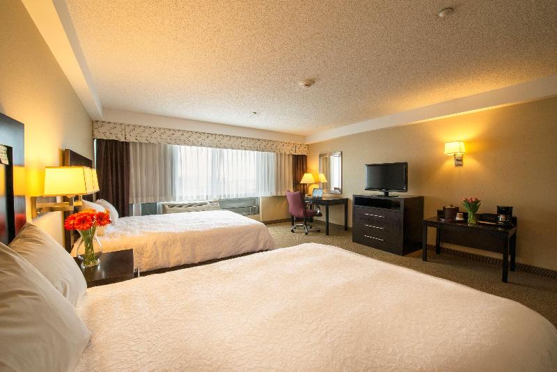 Номер Стандарт, Hampton Inn & Suites Boston Crosstown Center