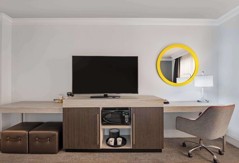 اتاق استاندارد, Hampton Inn & Suites Stamford