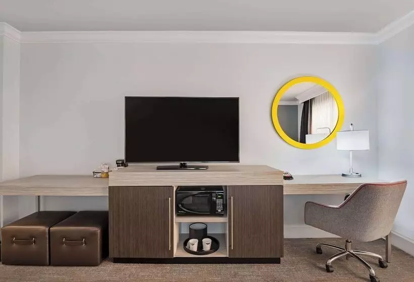 Standard-huone, Hampton Inn & Suites Stamford