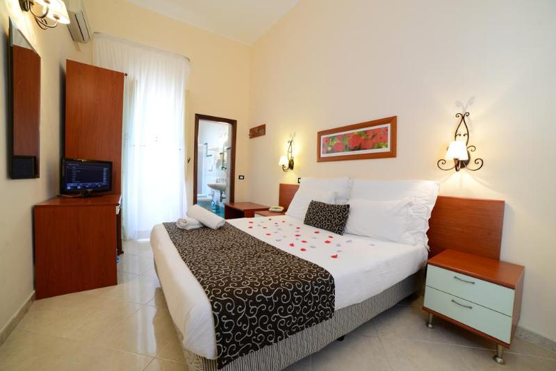 标准间, Mira Spiaggia