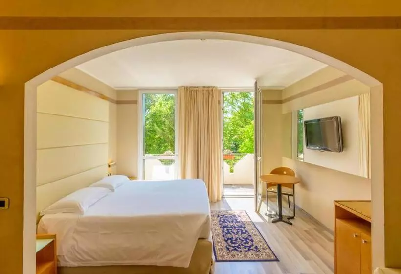 اتاق خانوادگی, Park Hotel Ai Pini & Restaurant Ai Pini