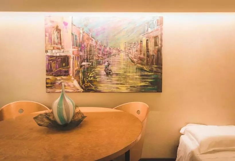 سوییت جونیور, Park Hotel Ai Pini & Restaurant Ai Pini