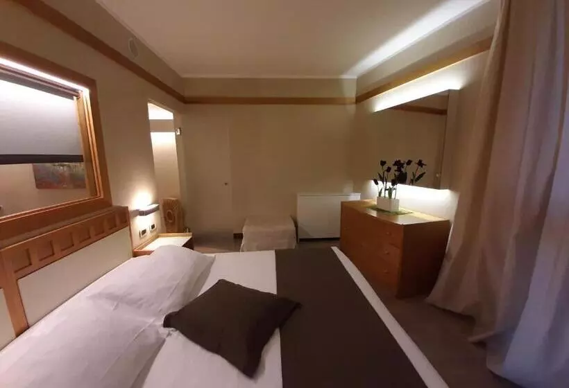 سوئیت با وان آب گرم, Park Hotel Ai Pini & Restaurant Ai Pini