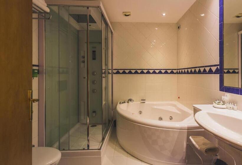 자쿠지 스위트, Park Hotel Ai Pini & Restaurant Ai Pini