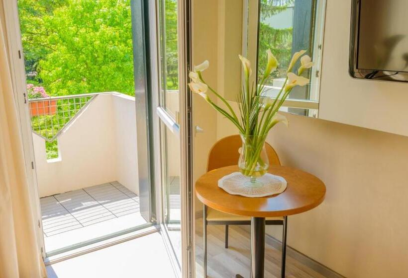 월풀욕조 주니어 스위트, Park Hotel Ai Pini & Restaurant Ai Pini