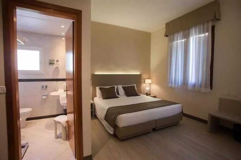 اتاق استاندارد سه نفره, Park Hotel Ai Pini & Restaurant Ai Pini