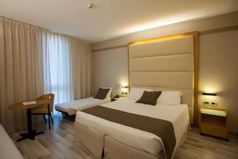 اتاق استاندارد سه نفره, Park Hotel Ai Pini & Restaurant Ai Pini