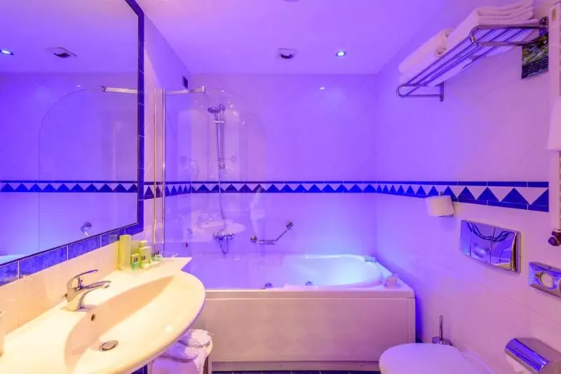 اتاق استاندارد چهار تخته, Park Hotel Ai Pini & Restaurant Ai Pini