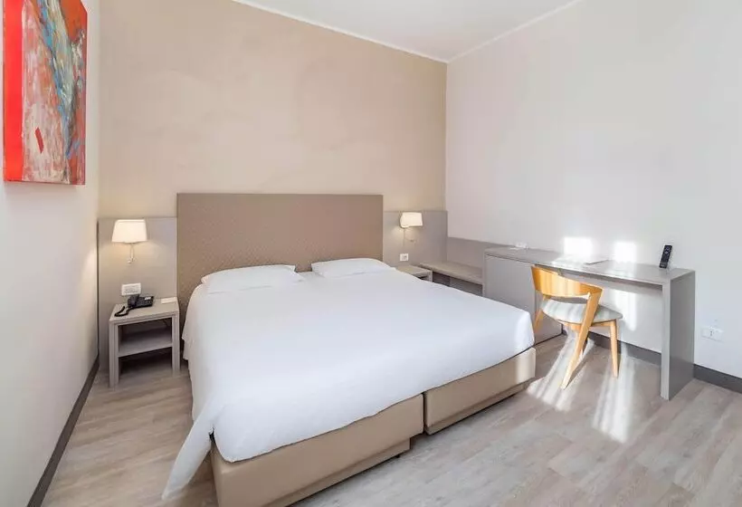 اتاق استاندارد سه نفره, Park Hotel Ai Pini & Restaurant Ai Pini