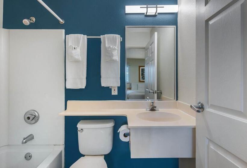 غرفه قياسيه سريرين مزدوجين, Suburban Studios Lakeland North I4