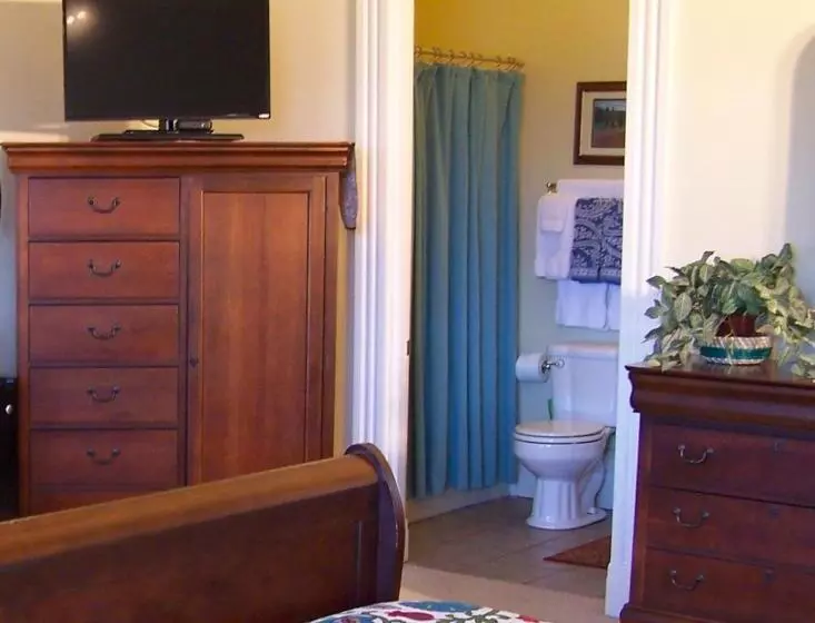 اتاق استاندارد با تخت بزرگ, Lyndon House Bed & Breakfast