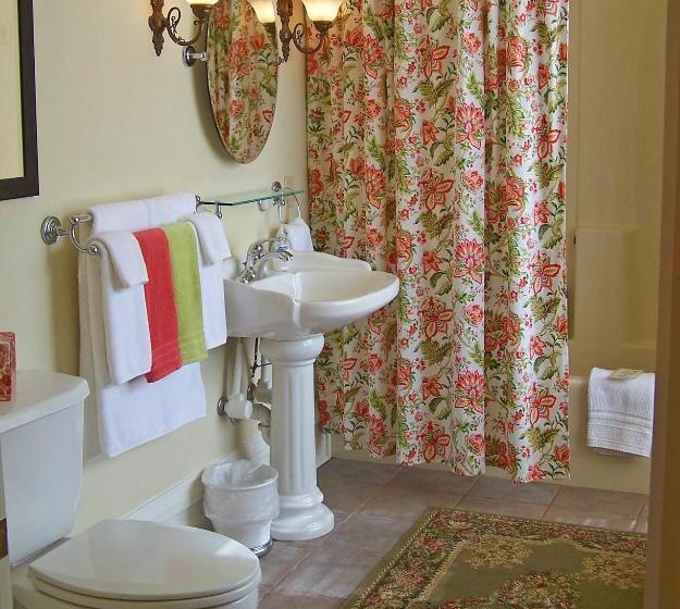 キングサイズベッドのスイートルーム, Lyndon House Bed & Breakfast